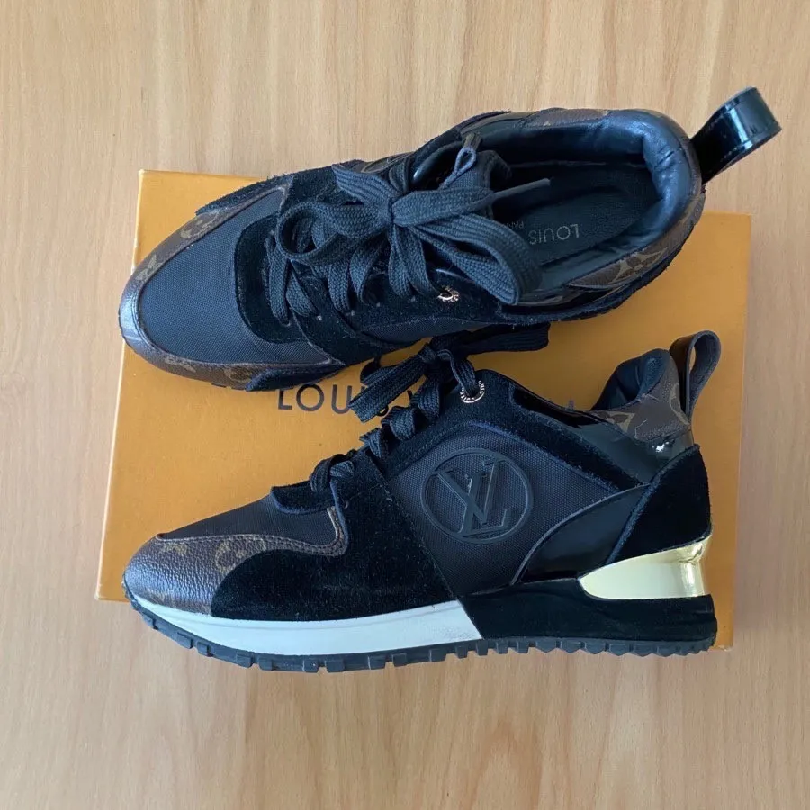 کتونی مسترکپی