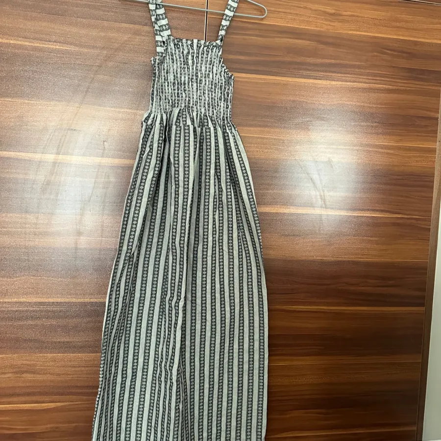 پیراهن لینن