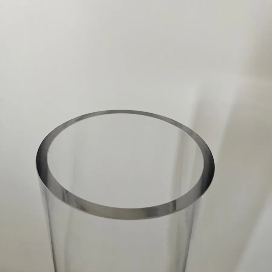 گلدان شیشه ای