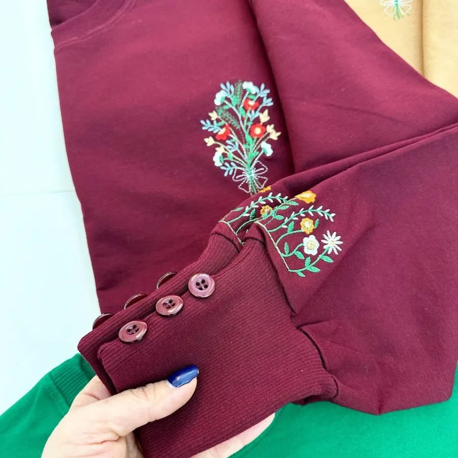 بلوز زنانه گلدوزی شده