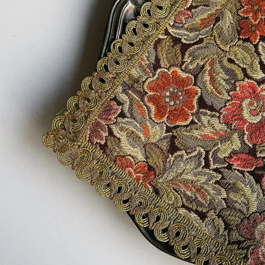 موتیف بلژیکی