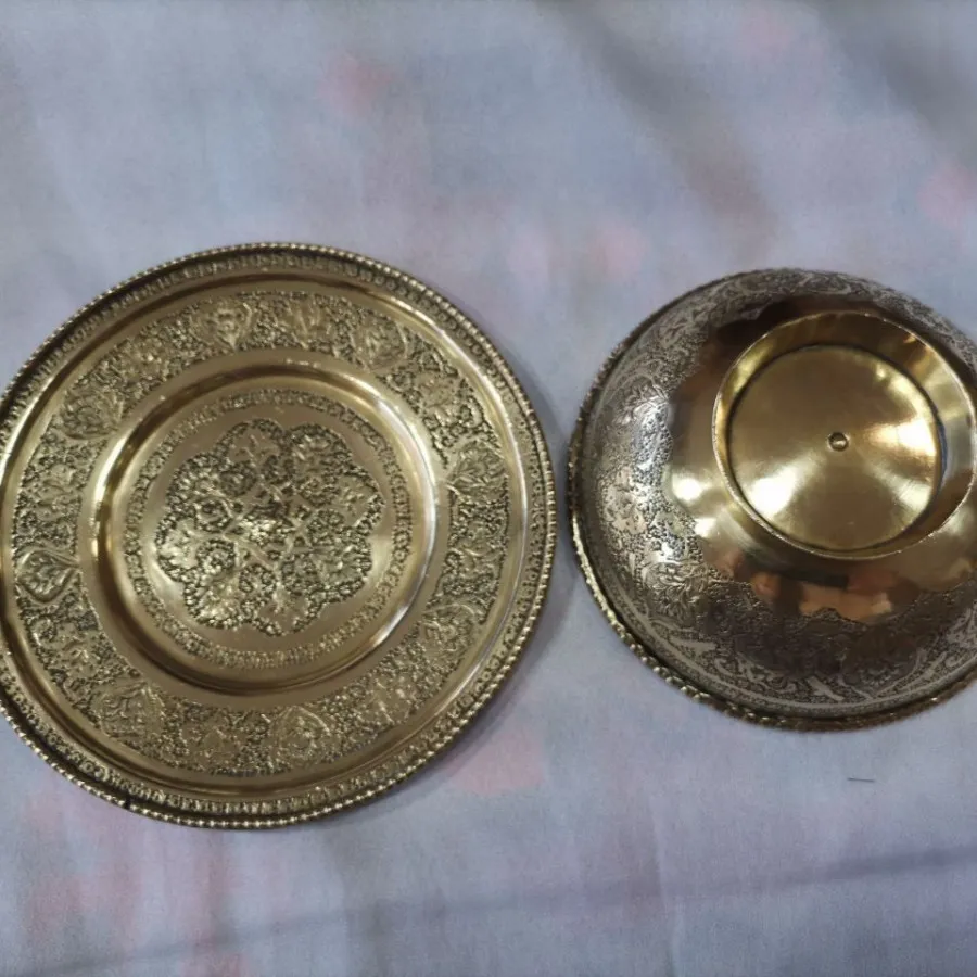 کاسه و بشقاب برنجی