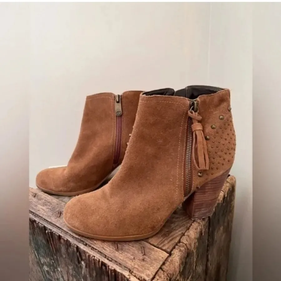 بوت جیر برند Guess