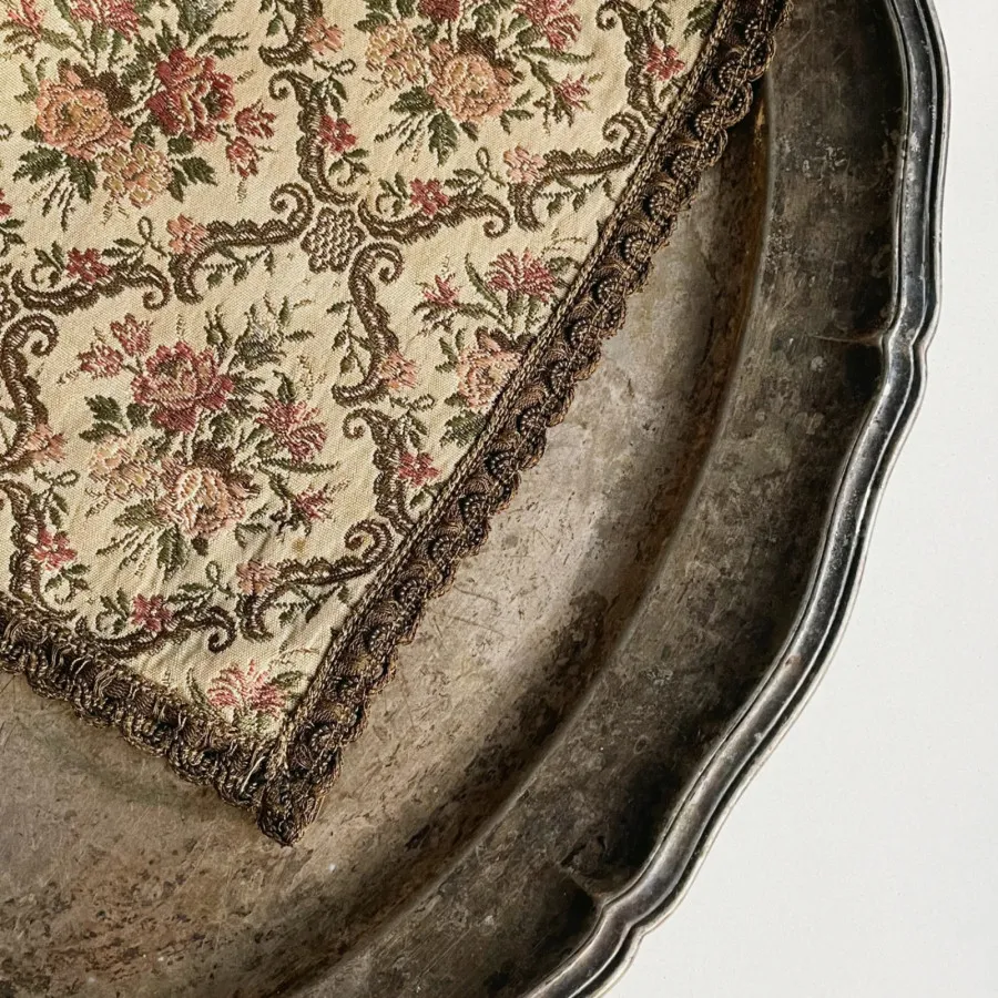 موتیف بلژیکی