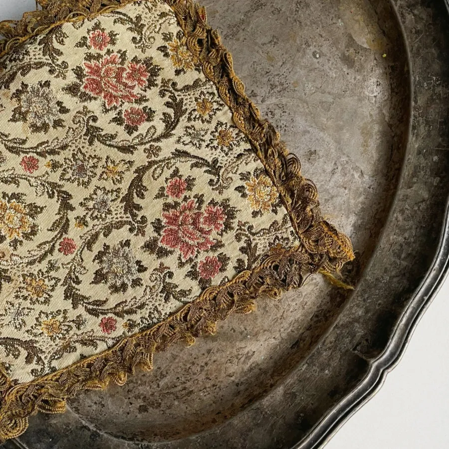 موتیف بلژیکی