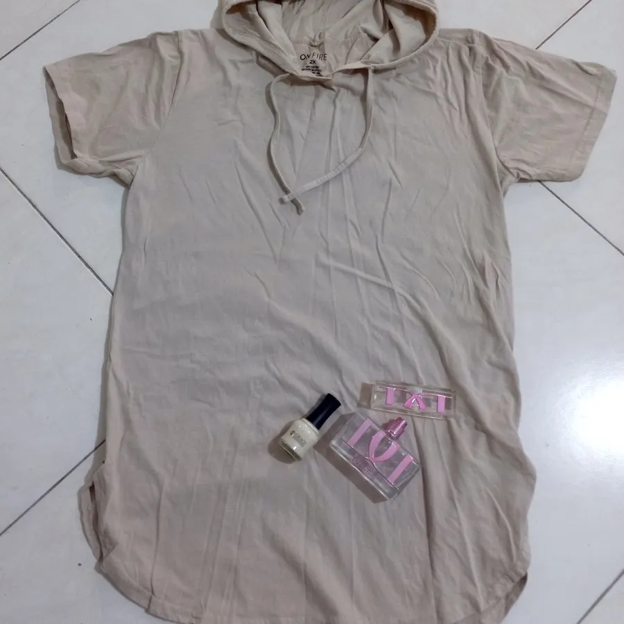 تیشرت کلاه دار بلند