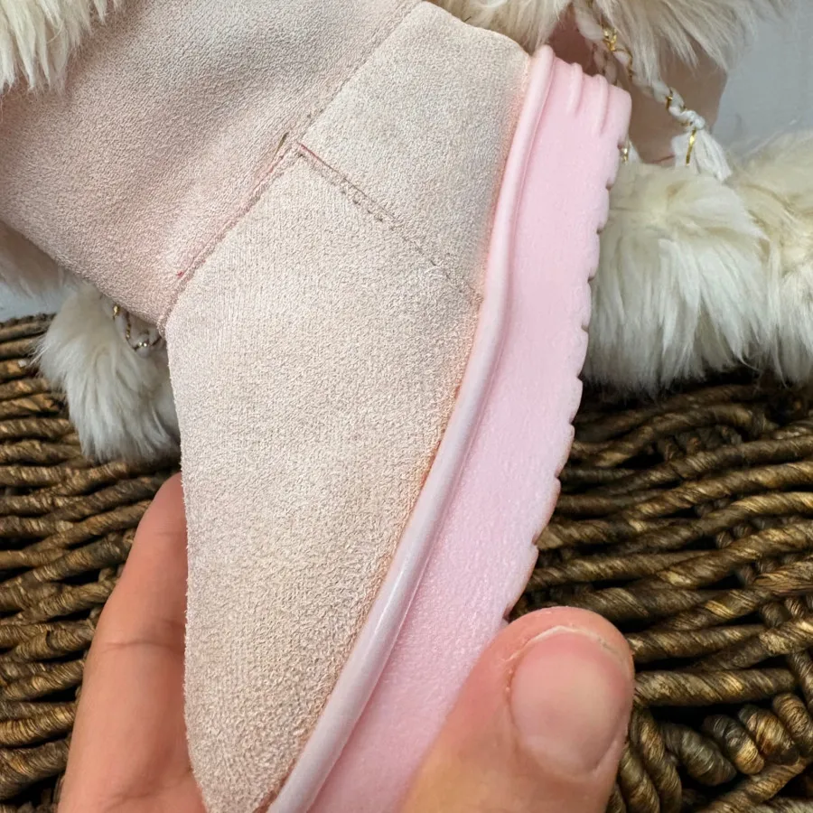 بوت دخترانه