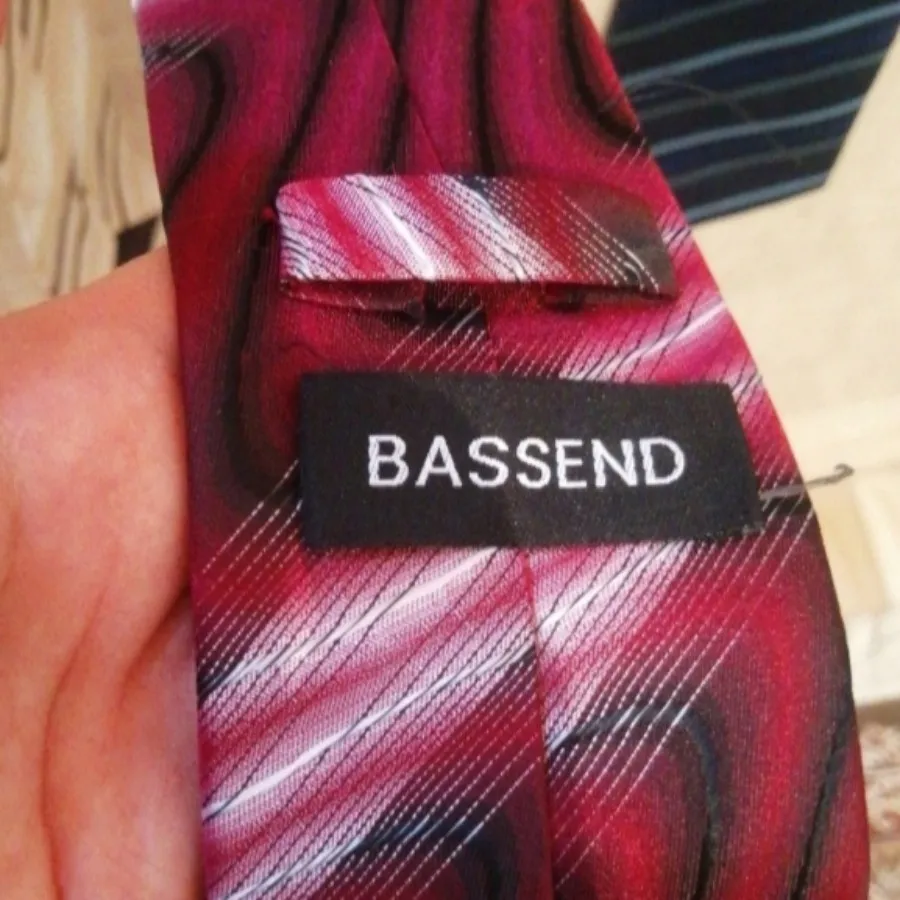 کروات با گیره