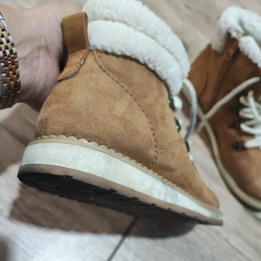 نیم بوت خارجی