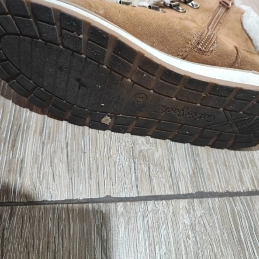 نیم بوت خارجی