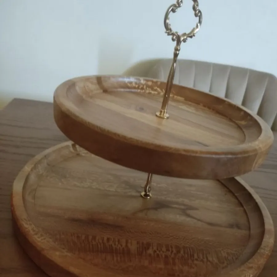 شیرینی خوری چوبی