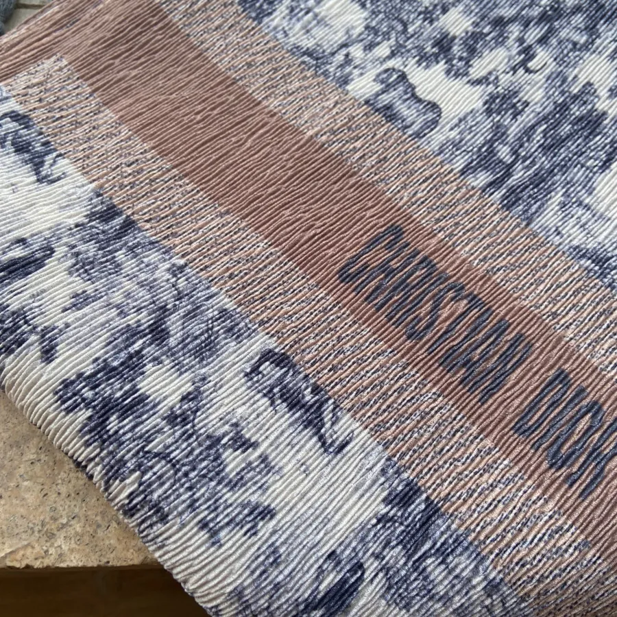 شال کریستین دیور جنگل