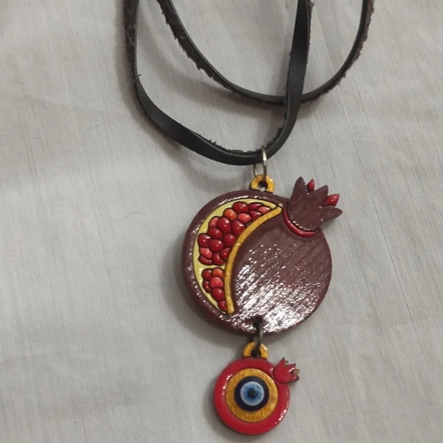 گردنبند یلدایی صنایع دستی