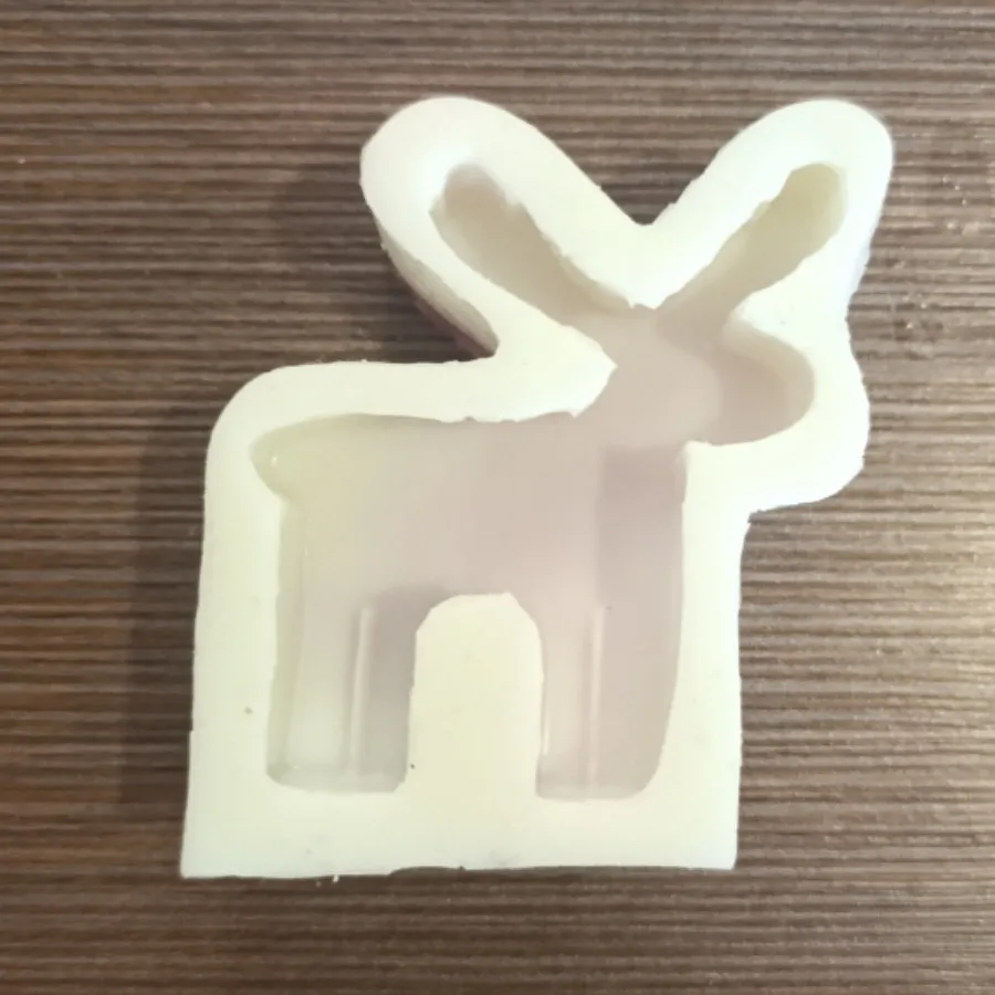 قالب سیلیکونی گوزن