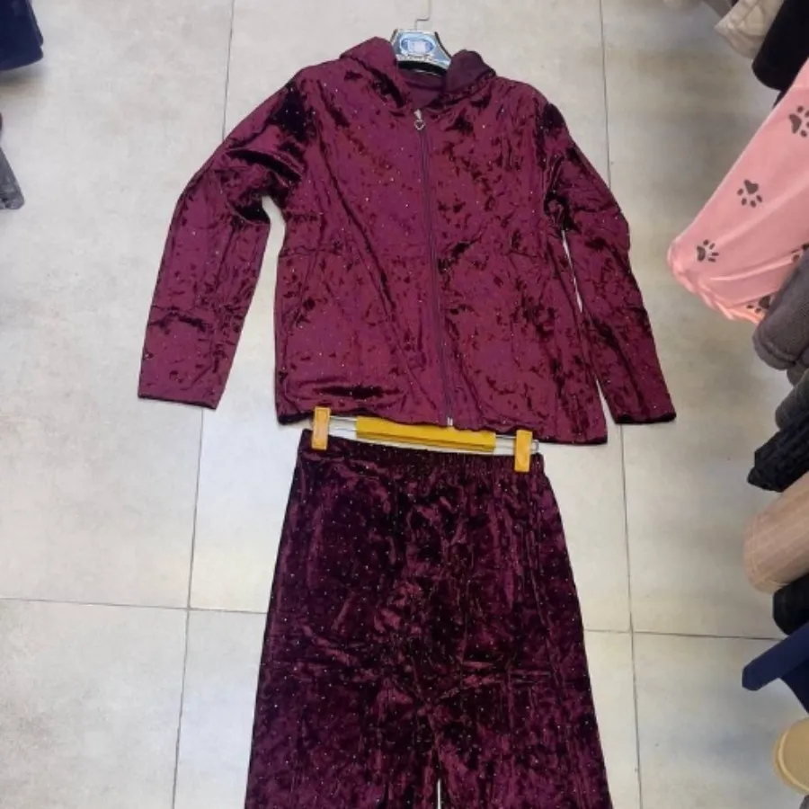 ست شلوار سویشرت جنس مخمل