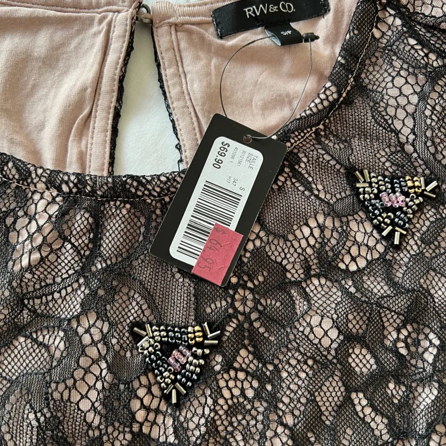 بلوز جواهر دوزی