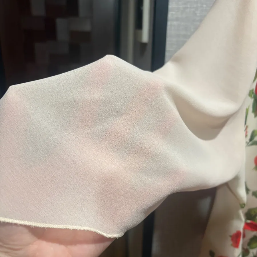 شومیز کرم گلدار