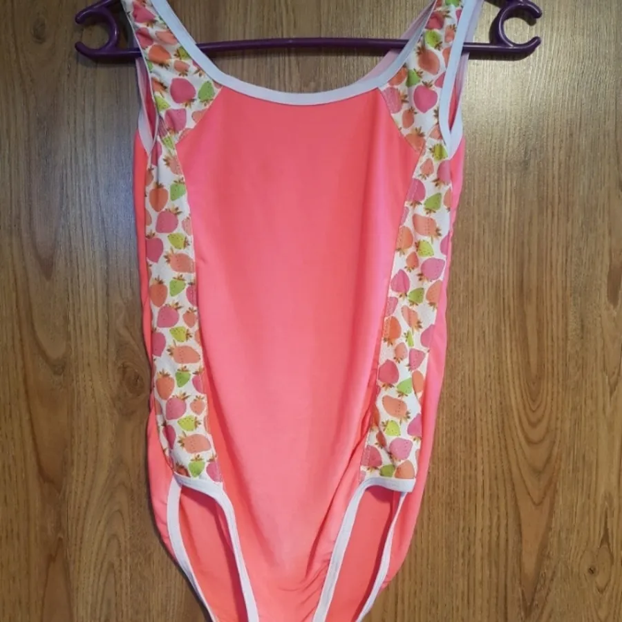 مایو برند زنانه و دخترانه