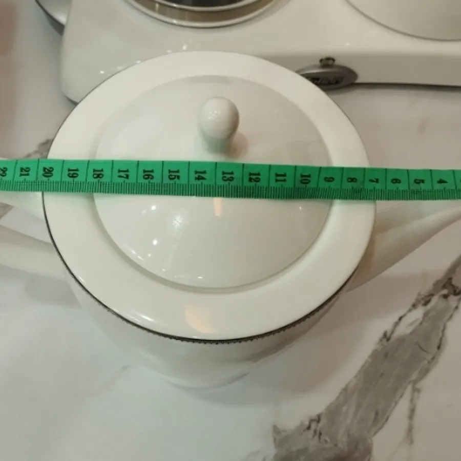 قوری بزرگ‌