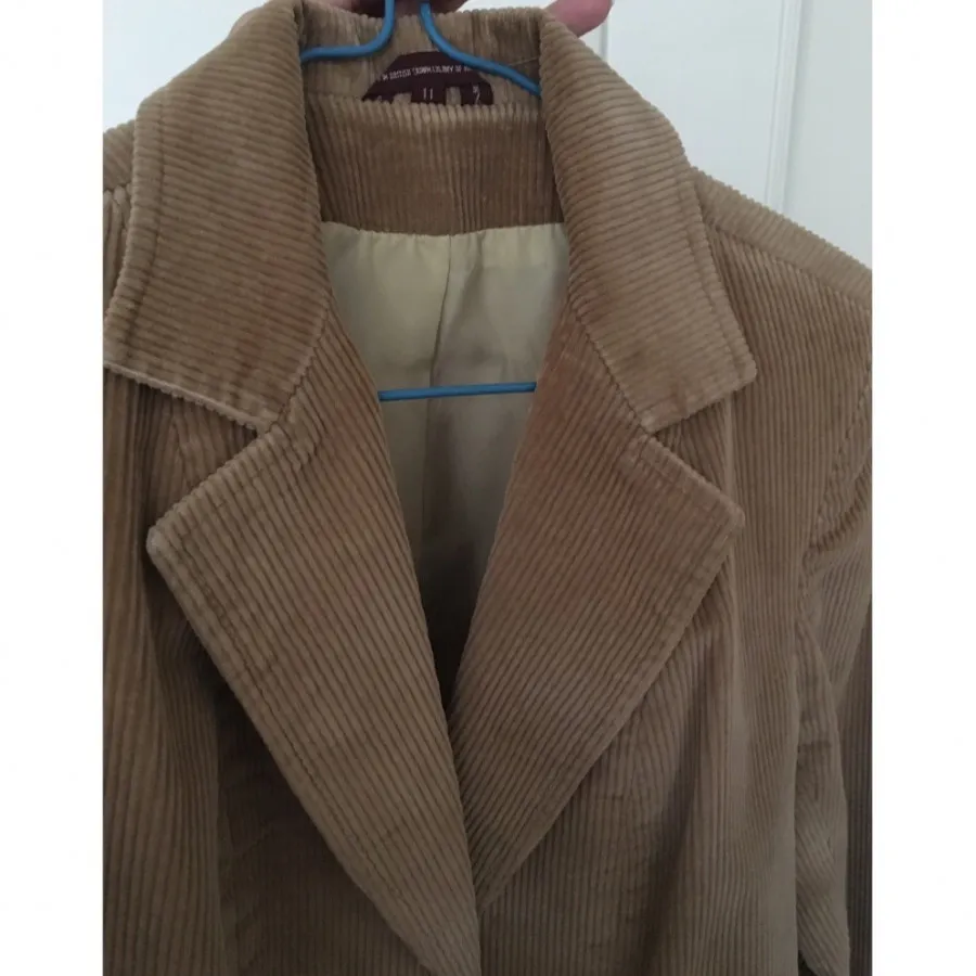 کت مخمل کبریتی