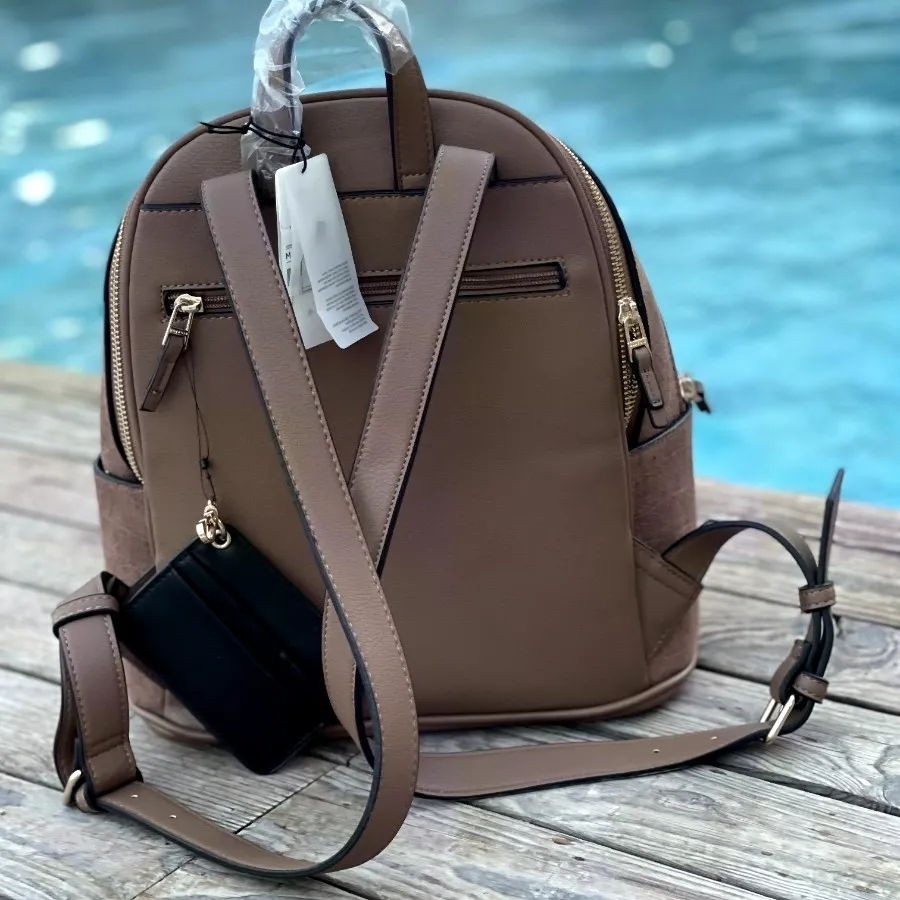 کوله پشتی دخترانه