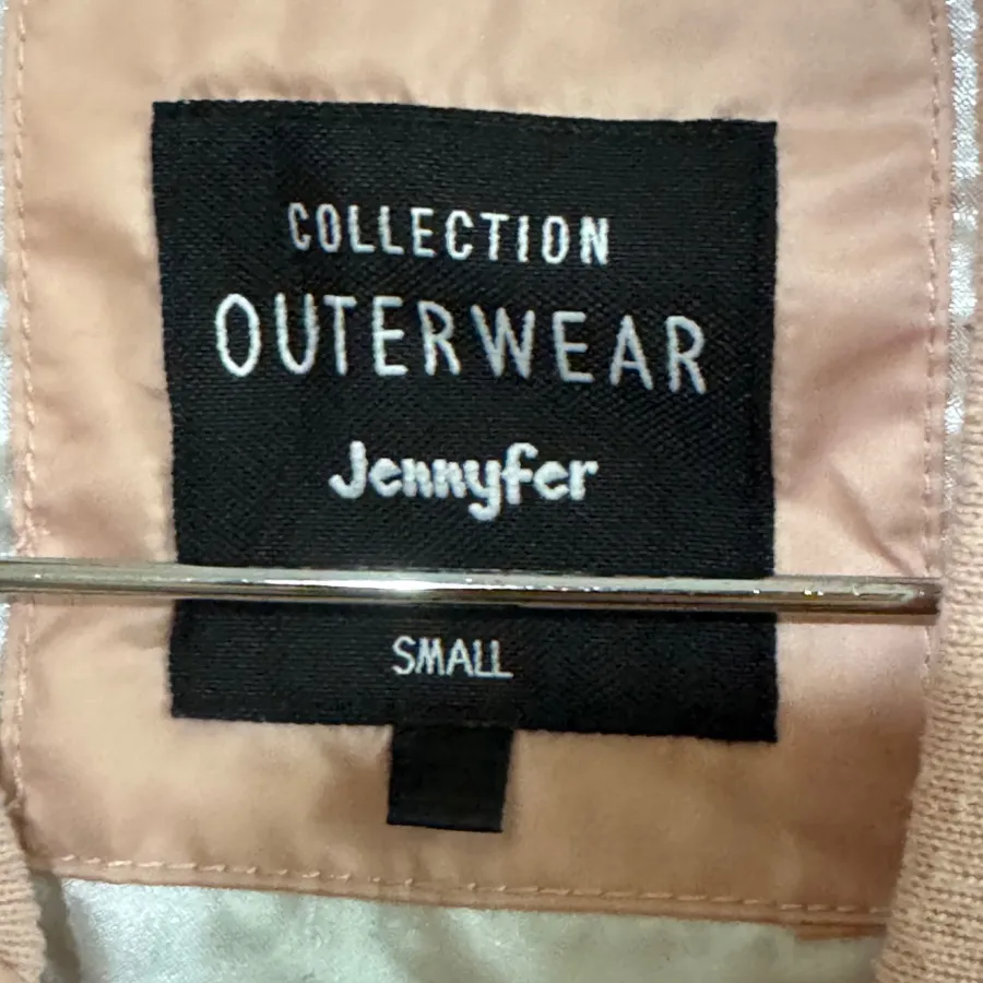 کاپشن صورتی Jennyfer