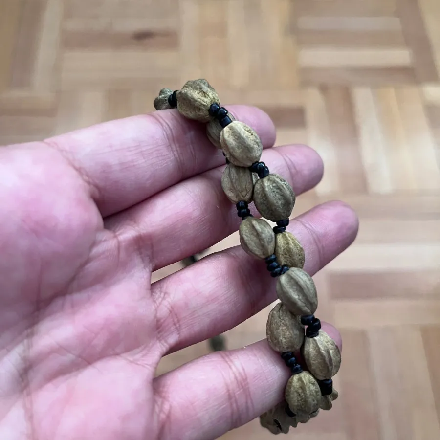 گردنبند دانه‌ای