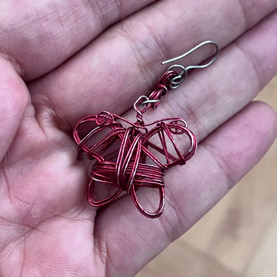 گوشواره پروانه