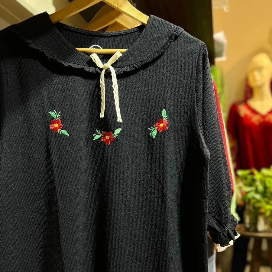 بلوز گلدوزی یقه ب ب