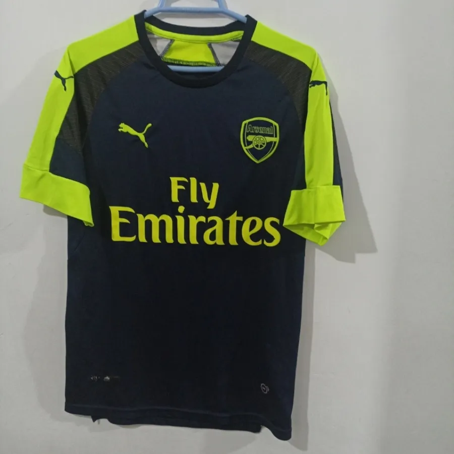 پیراهن پسرانه