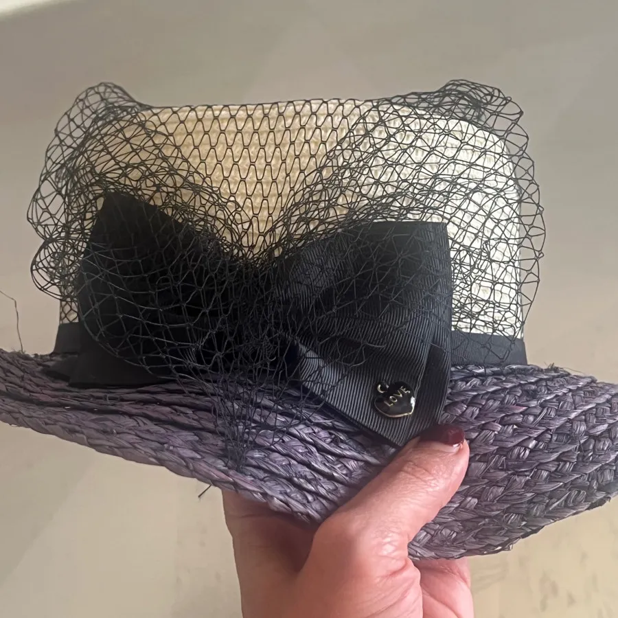 کلاه استایلیش وینتج زنانه