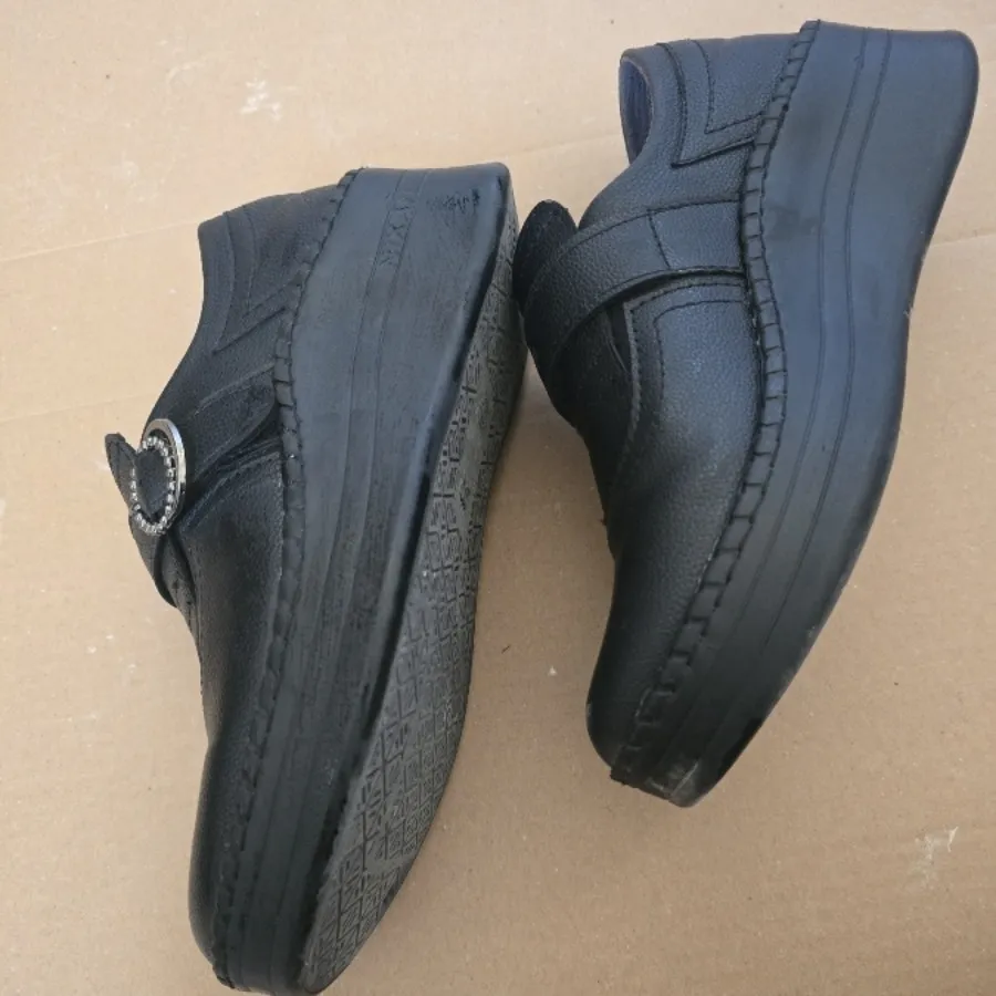 کفش زنانه سایز 37 طبی