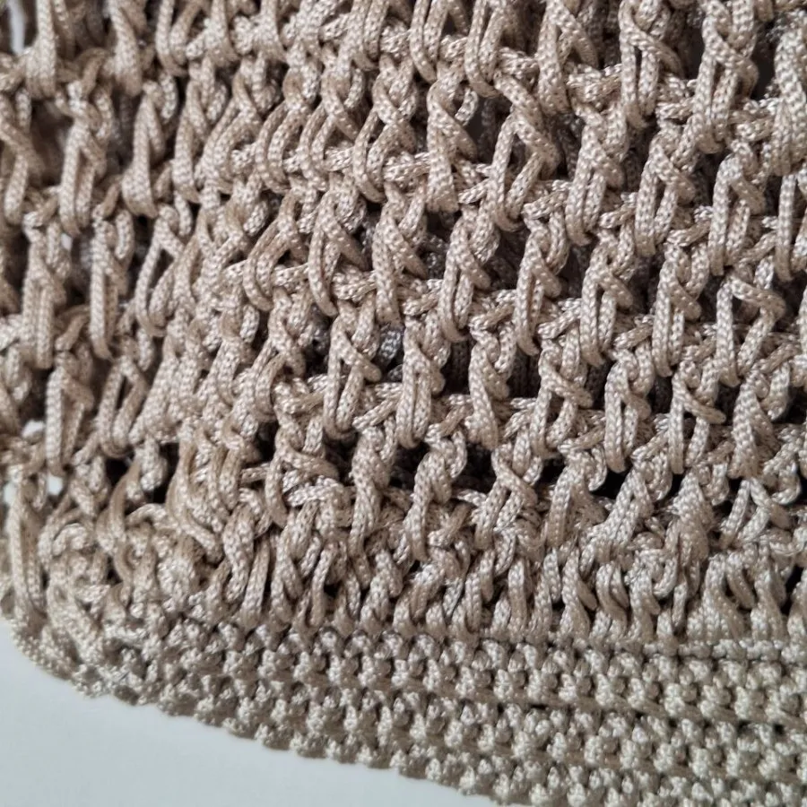 کیف مکروبه دستبافت بژ