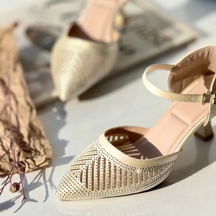 کفش مجلسی توری پاشنه 5