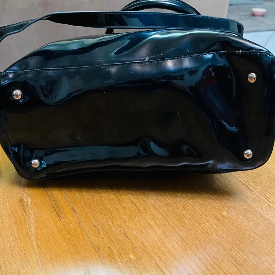 کیف مانگو ورنی