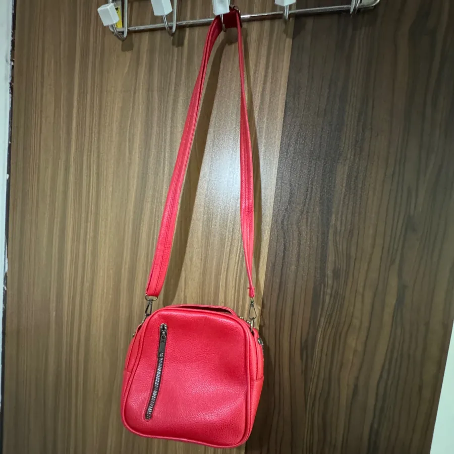 کیف رو دوشی یه وری صورتی