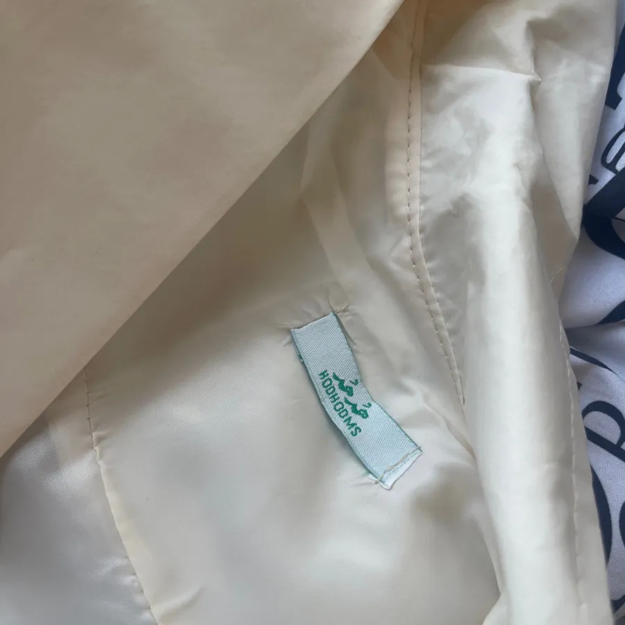 ترنچ کت بارونی