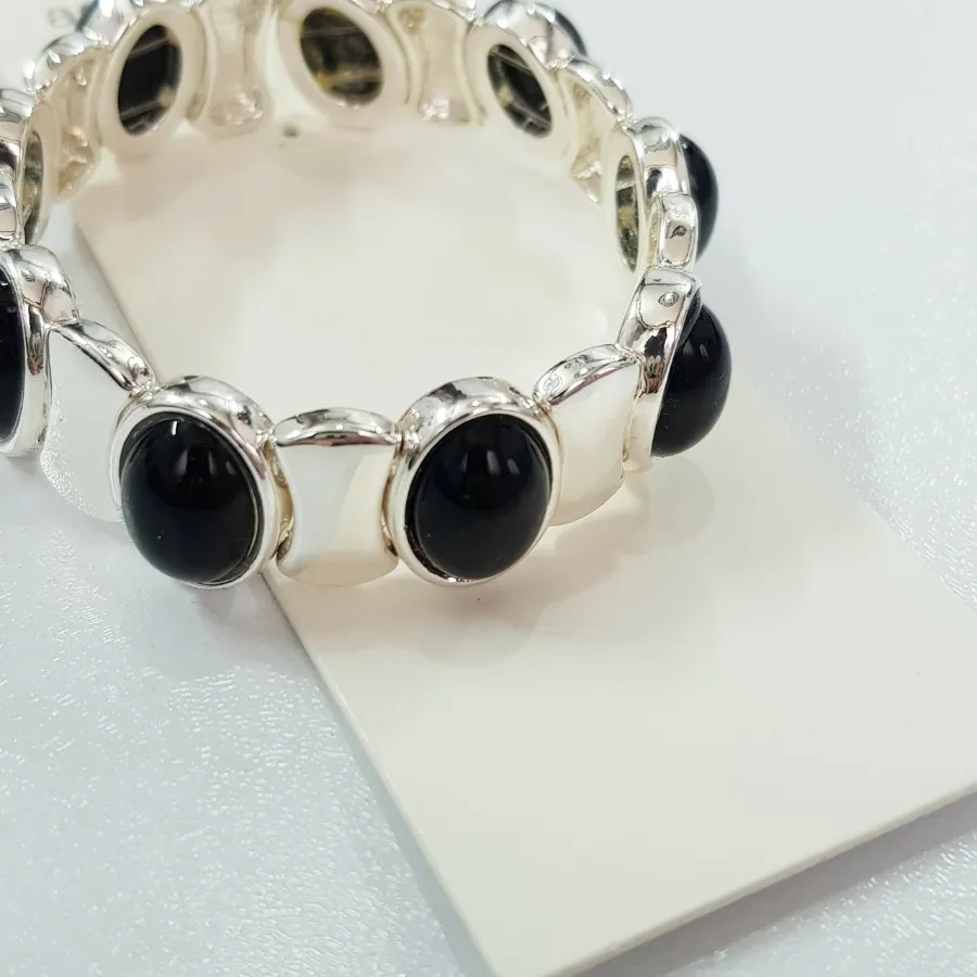 دستبند نقره ای کشی