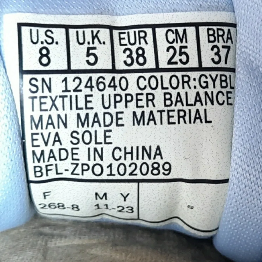 کفش پیاده روی اسکچرز اصل