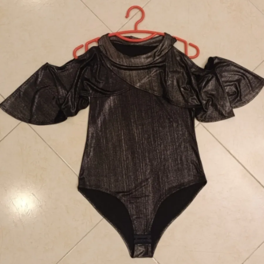 بادی دیسکو روی شانه باز