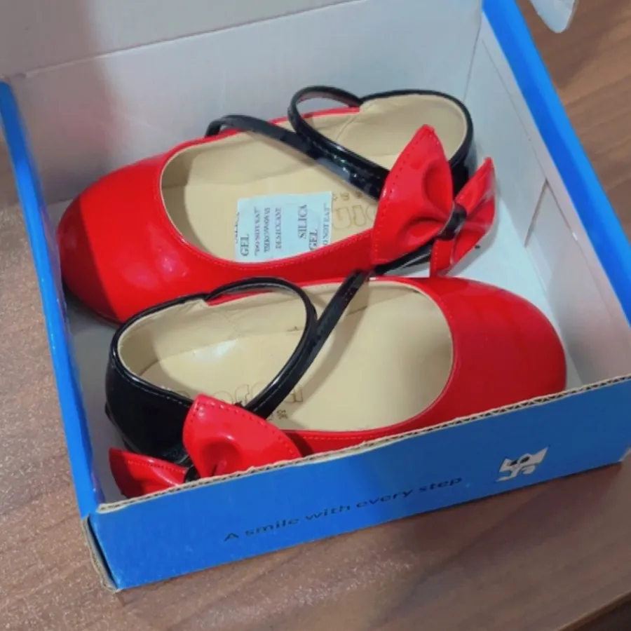 کفش دخترانه نو