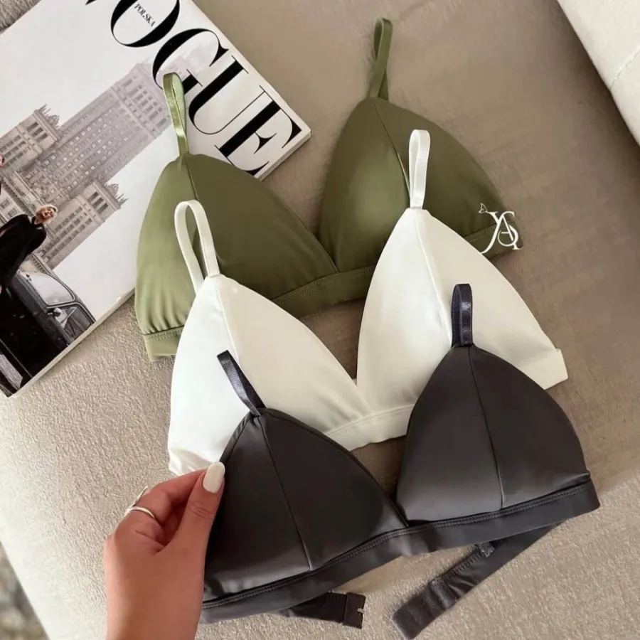 نیم تنه مثلثی