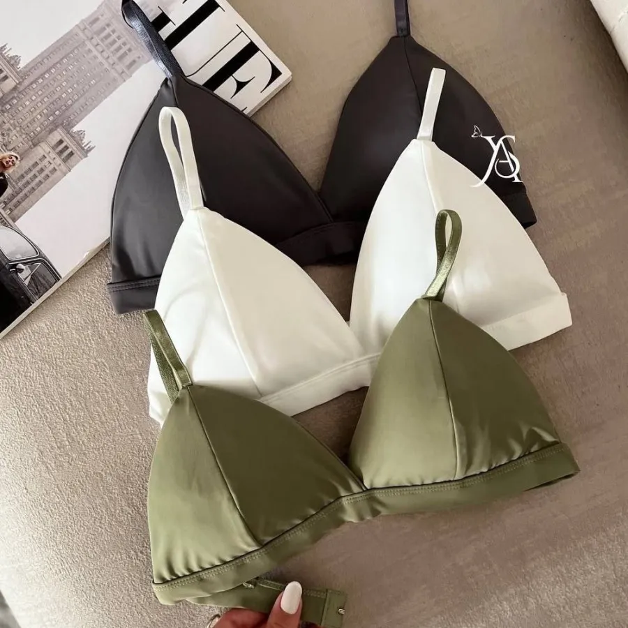 نیم تنه مثلثی