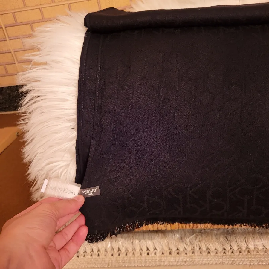 شال کلوین کلاین ck