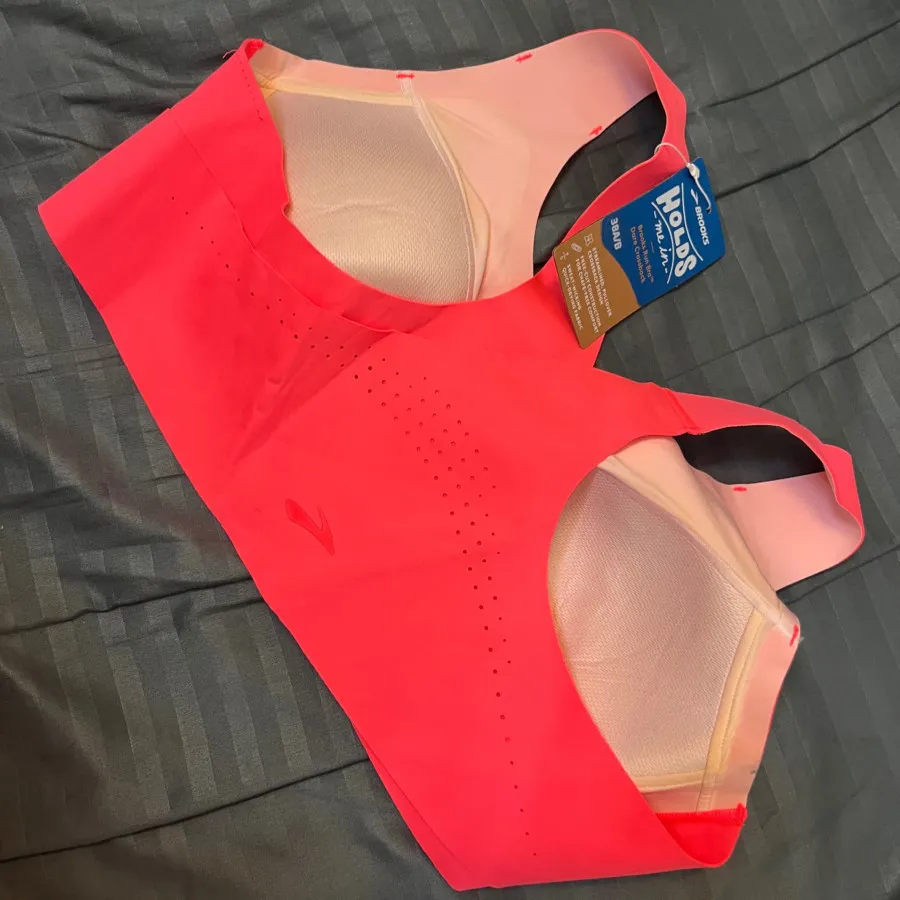 نیم تنه بروکس