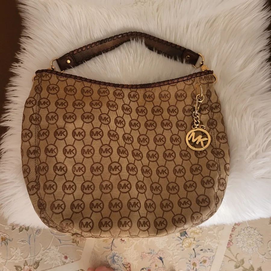 کیف مایکل کورس