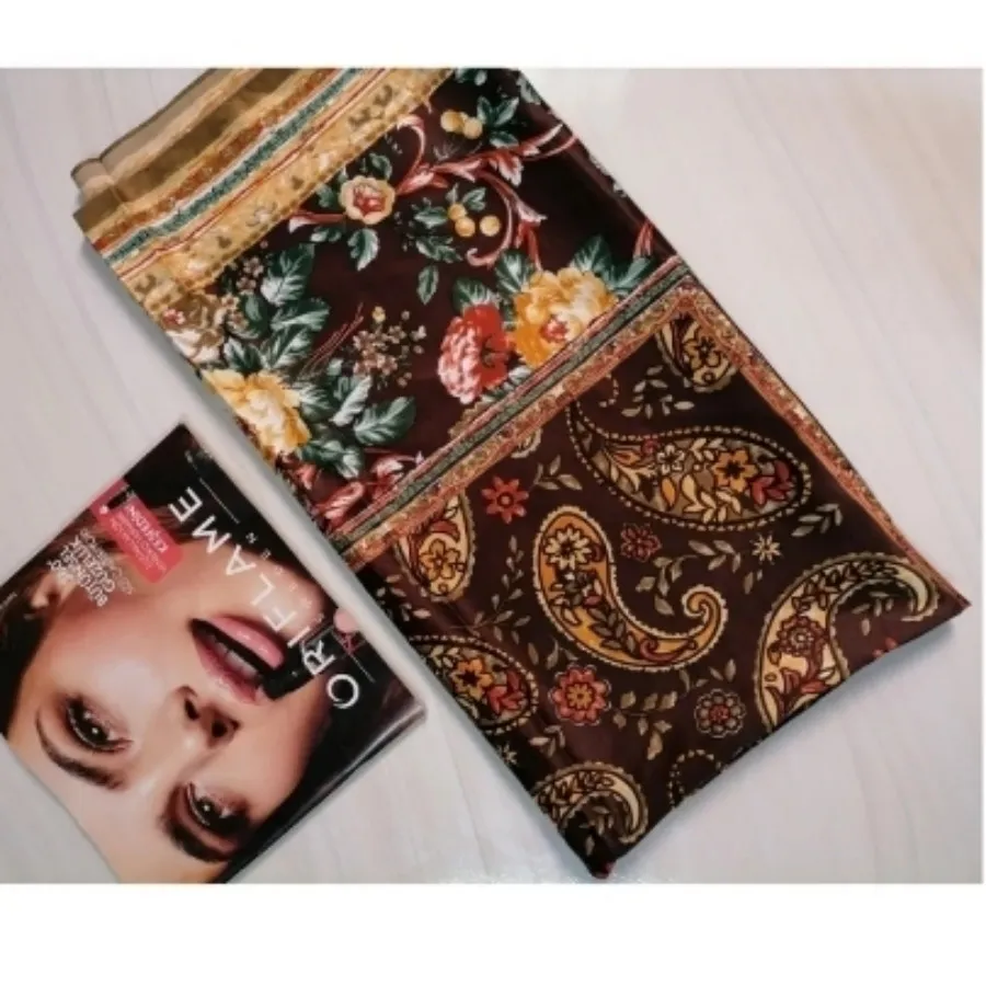 مینی اسکارف