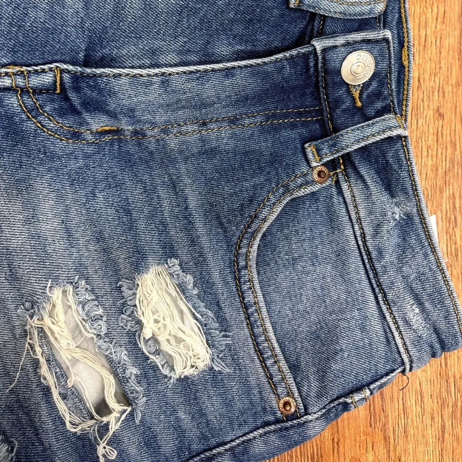 شورتک برندH&m