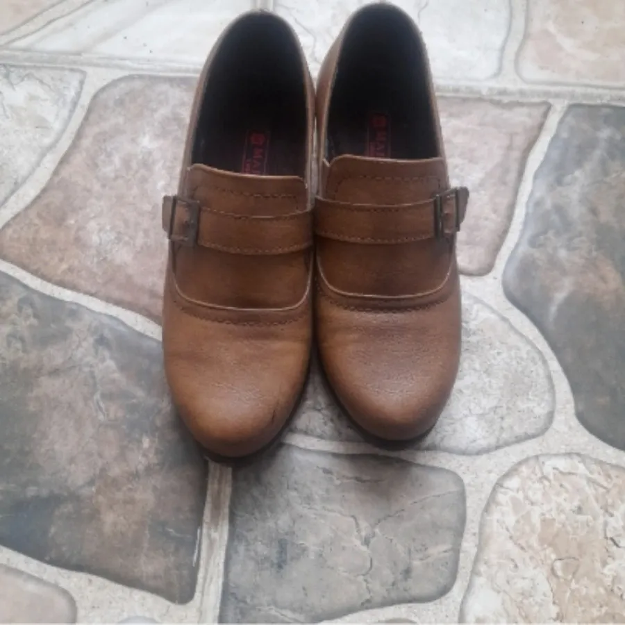 کفش زنانه  سایز 38