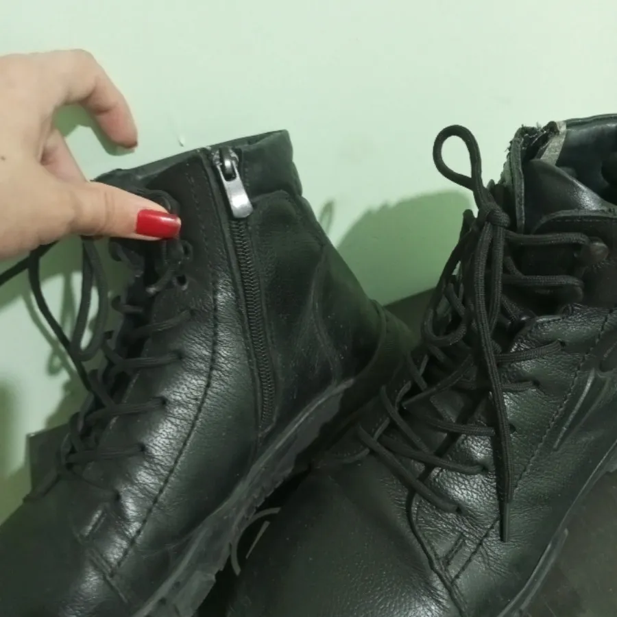 نیم بوت چر م زنانه